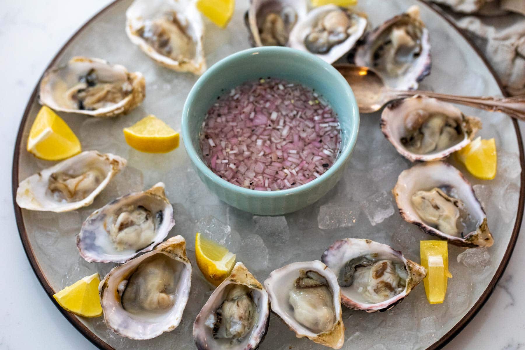 mignonette-sauce-with-oysters-main-Feature