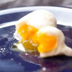 https://www.crunchtimekitchen.com/wp-content/uploads/2015/10/microwave-poached-egg-240x240.jpg