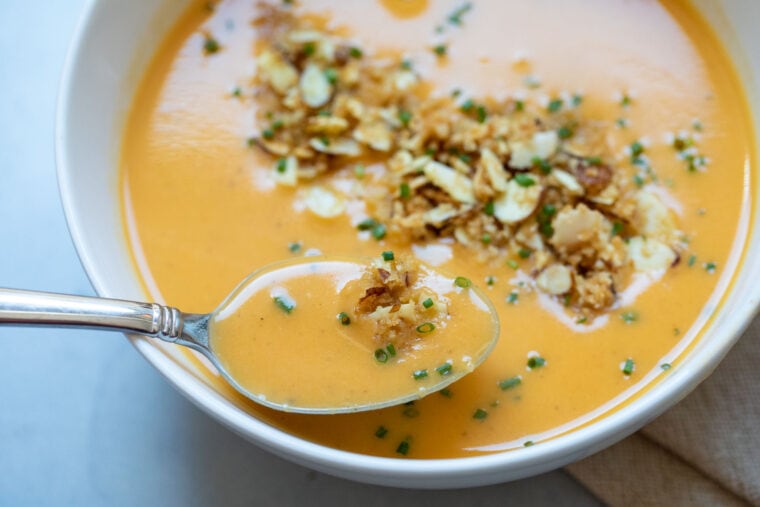 Sweet Potato Coconut soup with crispy breadcurmbs and almonds.